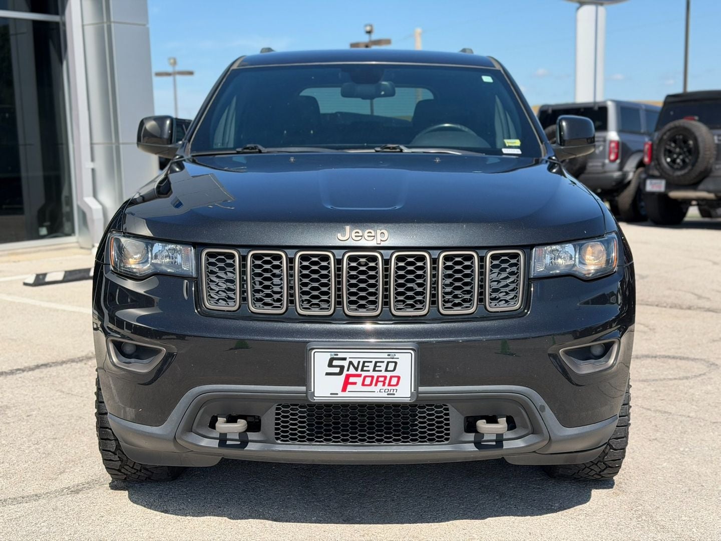 Used 2016 Jeep Grand Cherokee Laredo with VIN 1C4RJFAG6GC469248 for sale in Kansas City