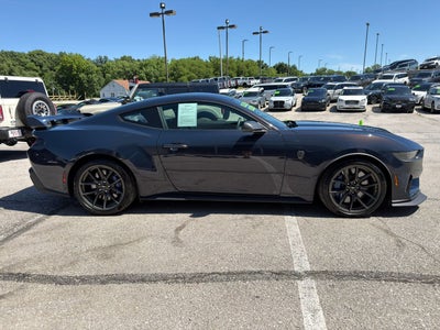 2025 Ford Mustang Dark Horse