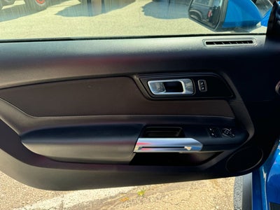 2021 Ford Mustang EcoBoost