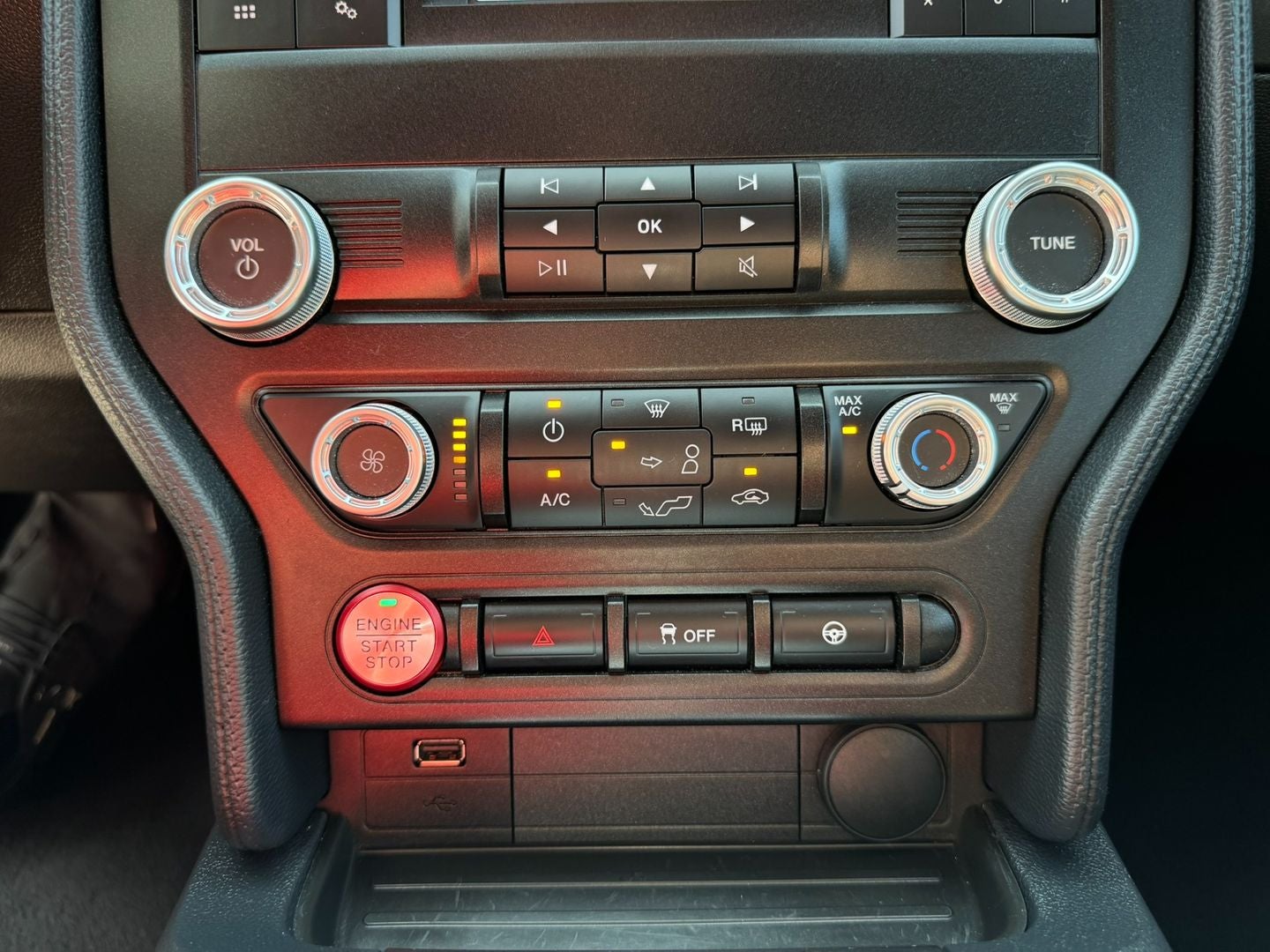 2021 Ford Mustang EcoBoost