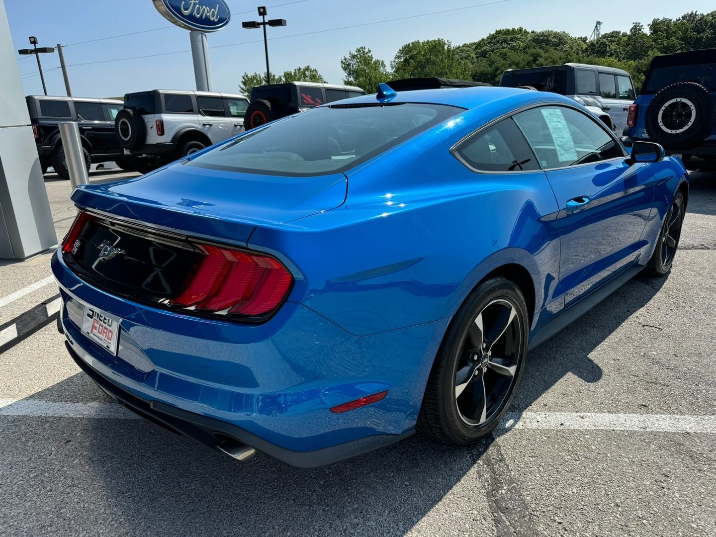2021 Ford Mustang EcoBoost