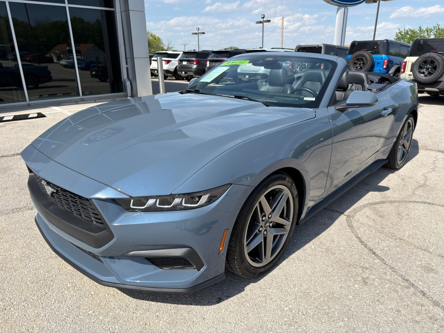 2025 Ford Mustang EcoBoost Premium