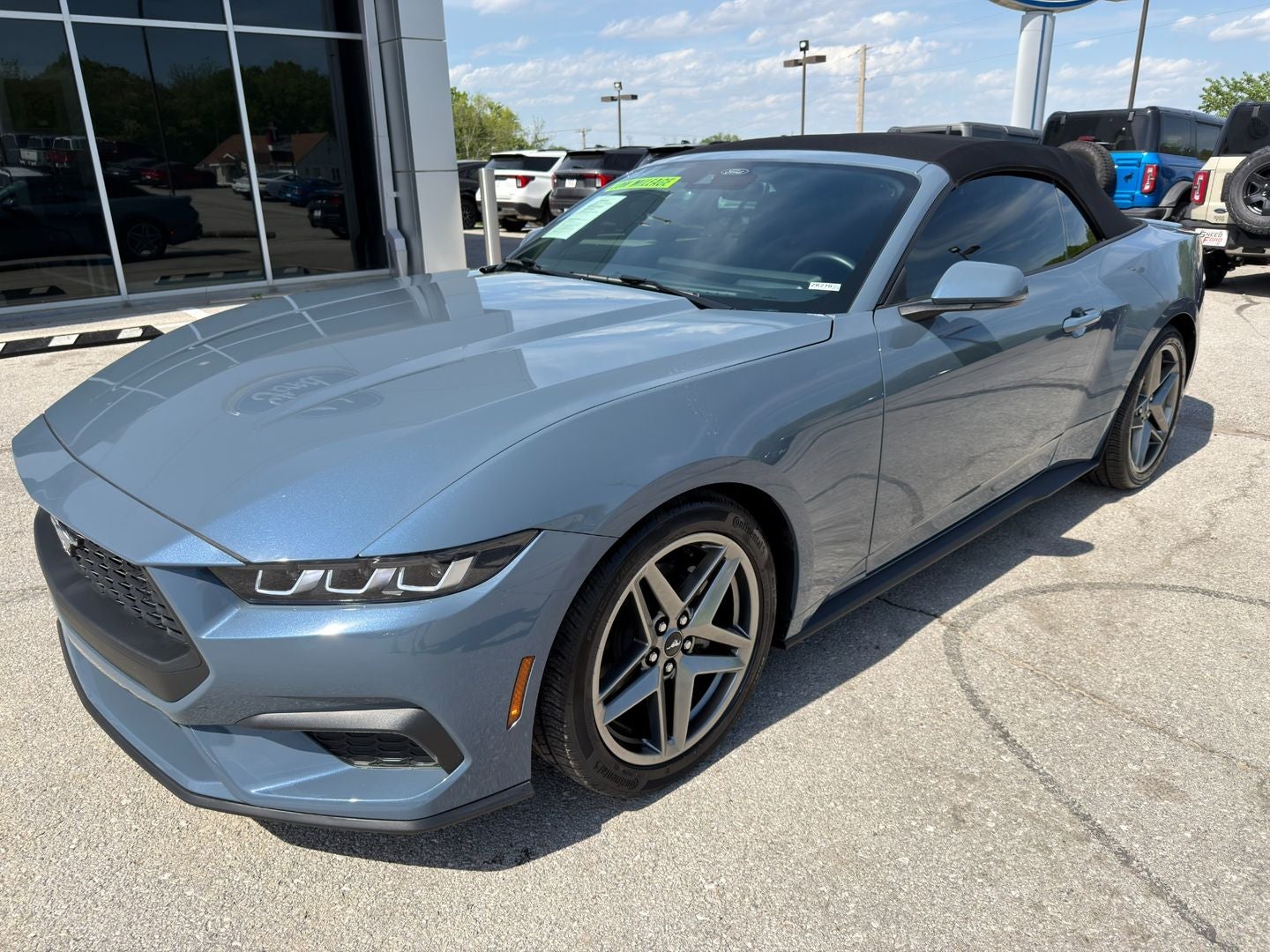 2025 Ford Mustang EcoBoost Premium