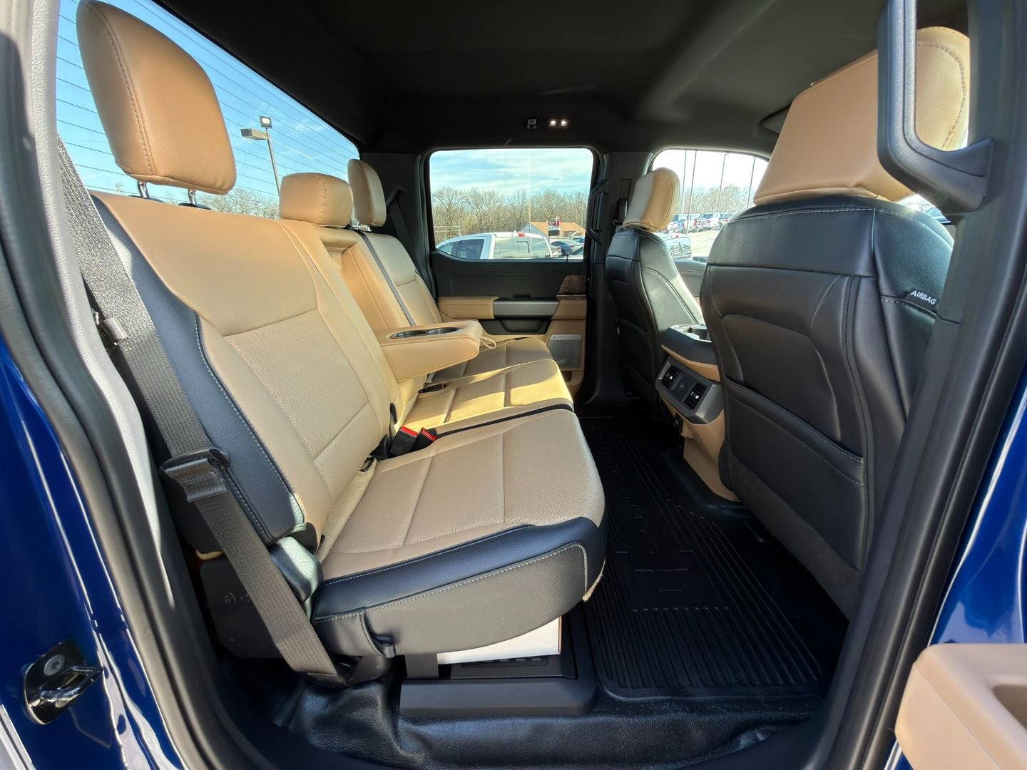 2026 Ford Chassis Cab F-450® LARIAT®