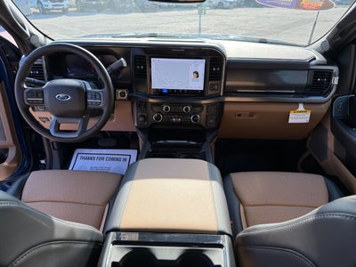 2026 Ford Chassis Cab F-450® LARIAT®