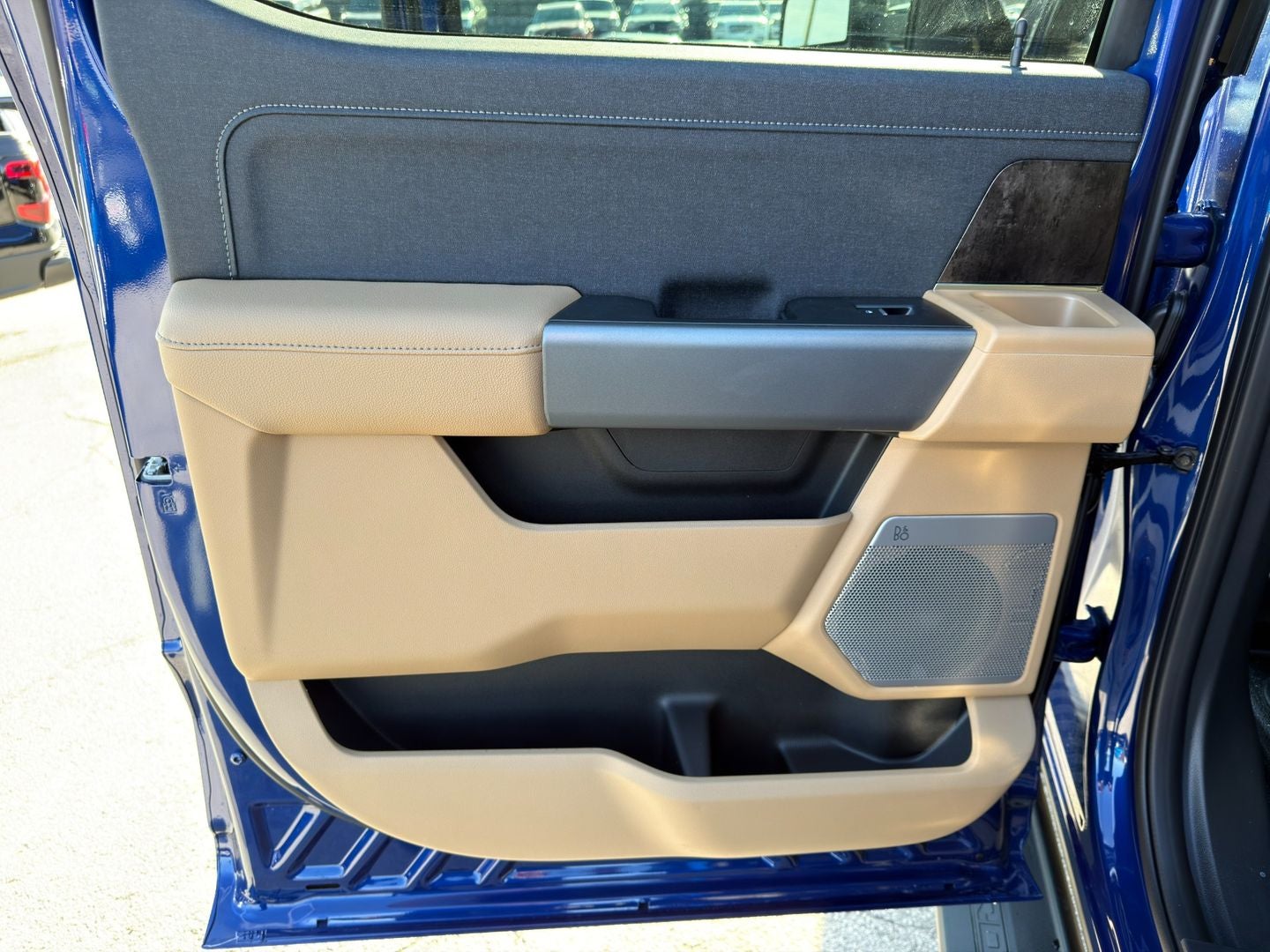 2026 Ford Chassis Cab F-450® LARIAT®