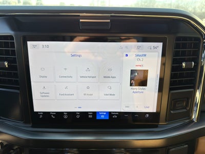 2026 Ford Chassis Cab F-450® LARIAT®