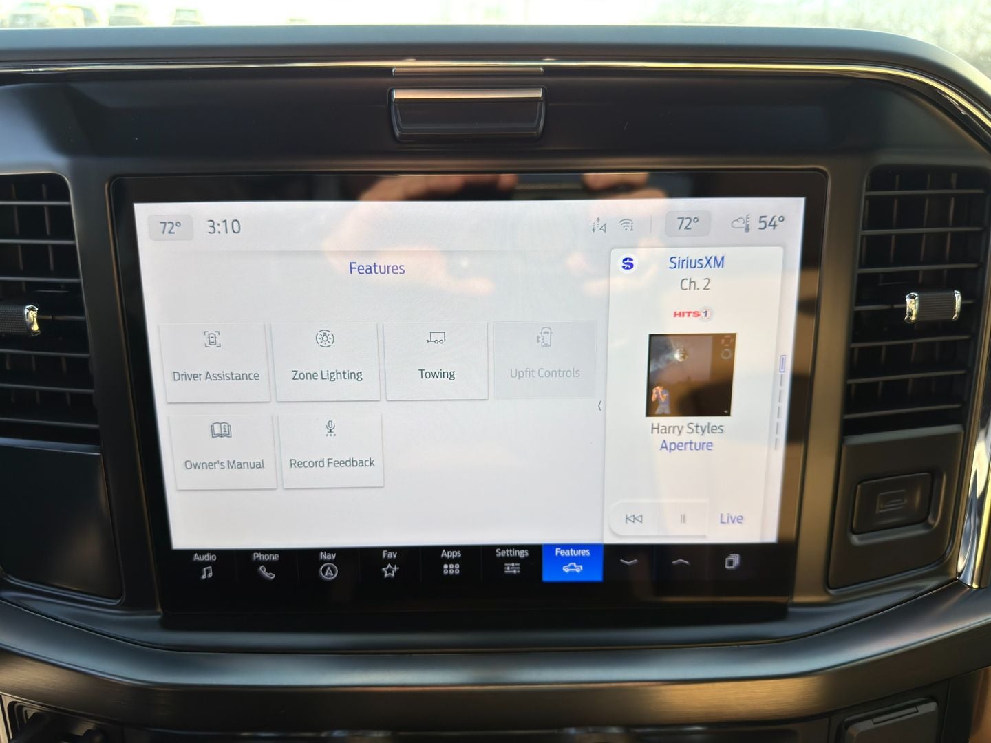 2026 Ford Chassis Cab F-450® LARIAT®