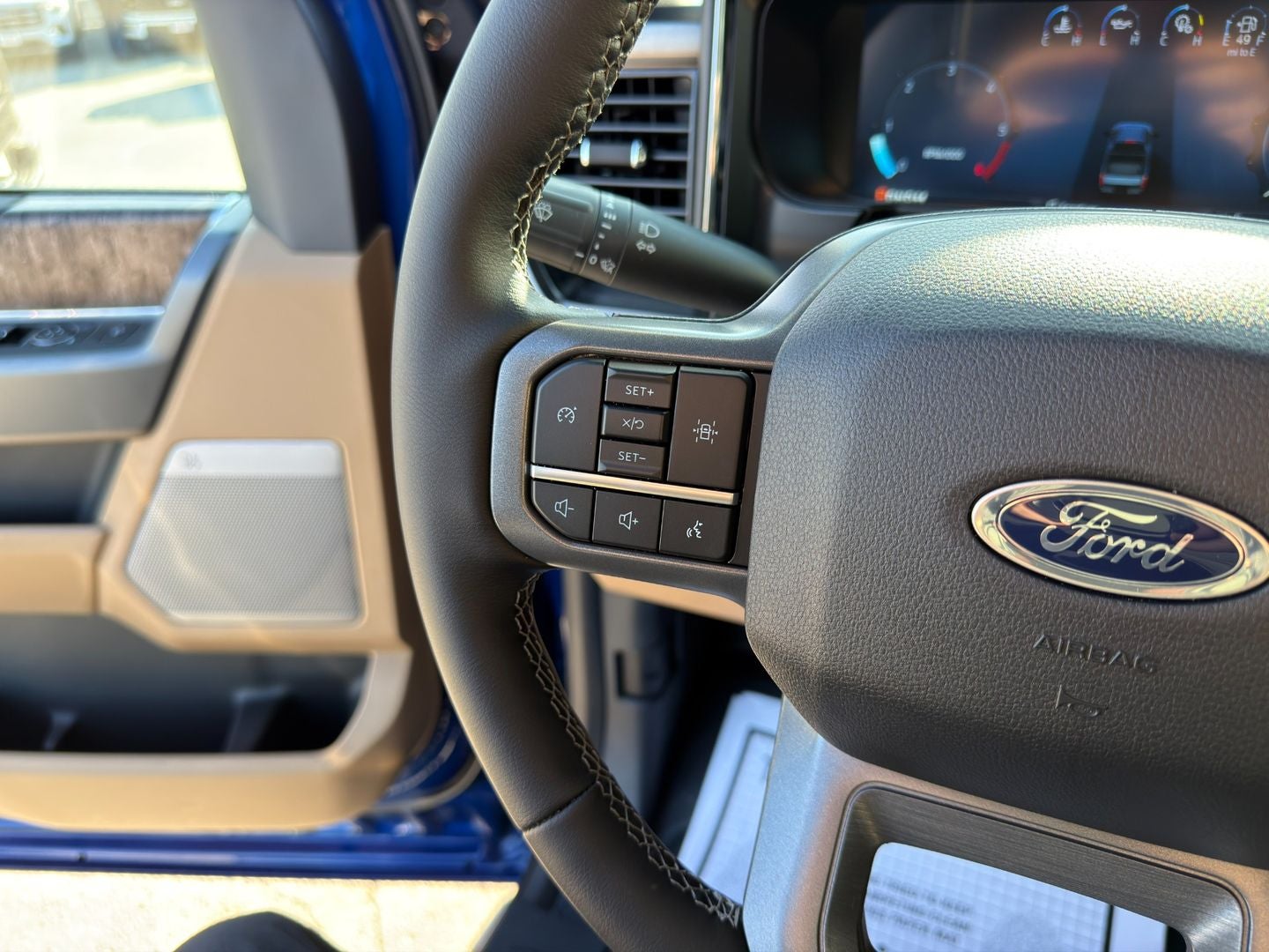 2026 Ford Chassis Cab F-450® LARIAT®