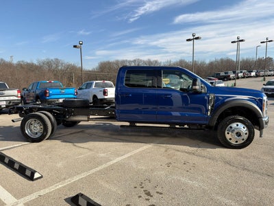 2026 Ford Chassis Cab F-450® LARIAT®