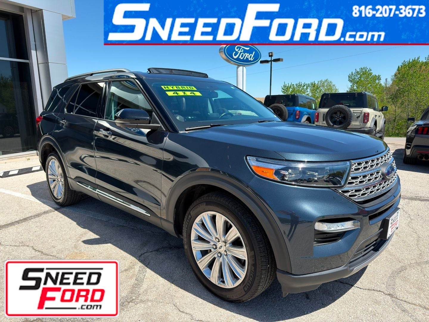 2022 Ford Explorer Limited HEV 4WD's photo