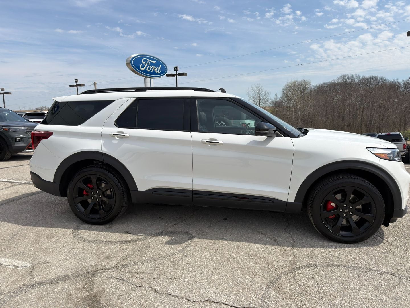 2023 Ford Explorer ST