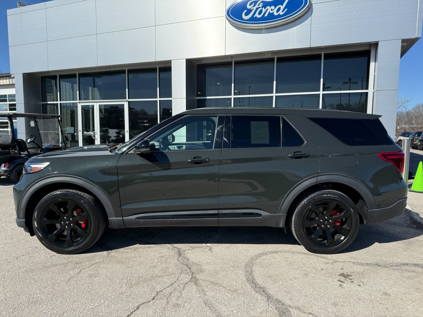 2022 Ford Explorer ST