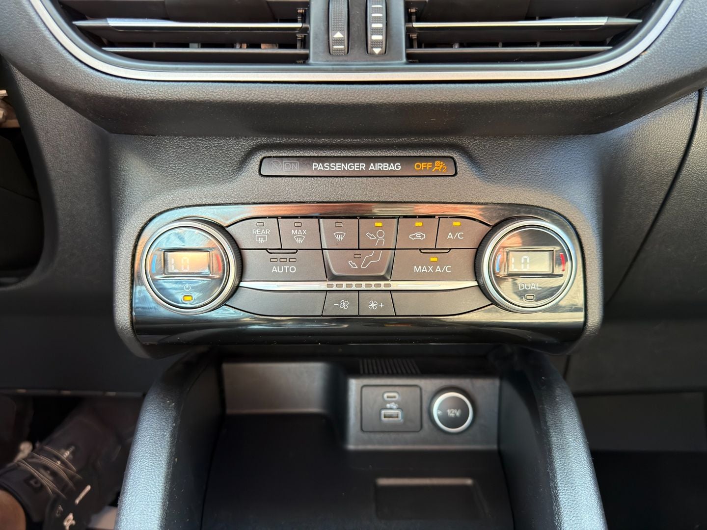 2021 Ford Escape SE Hybrid