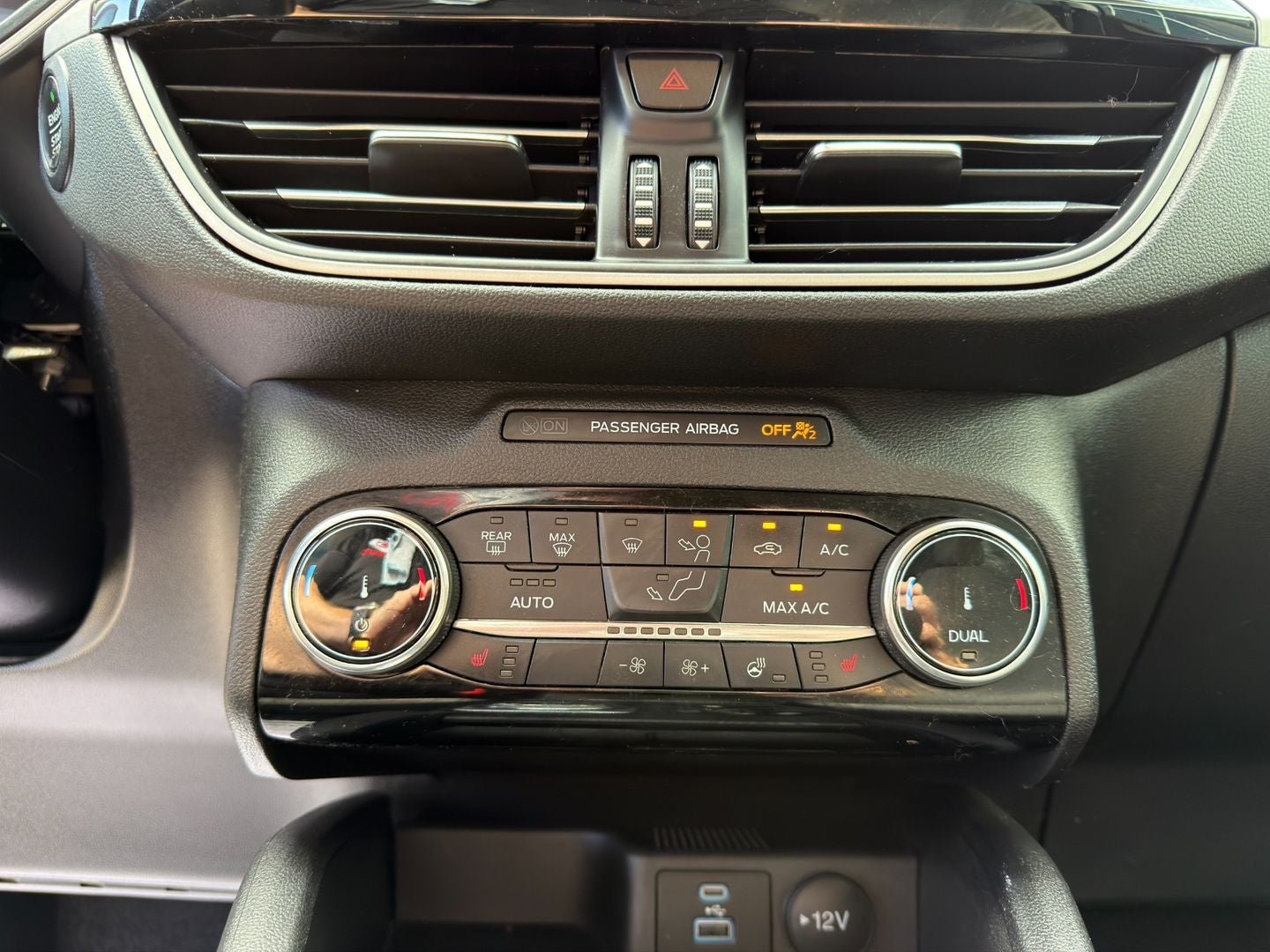 2022 Ford Escape SE Hybrid