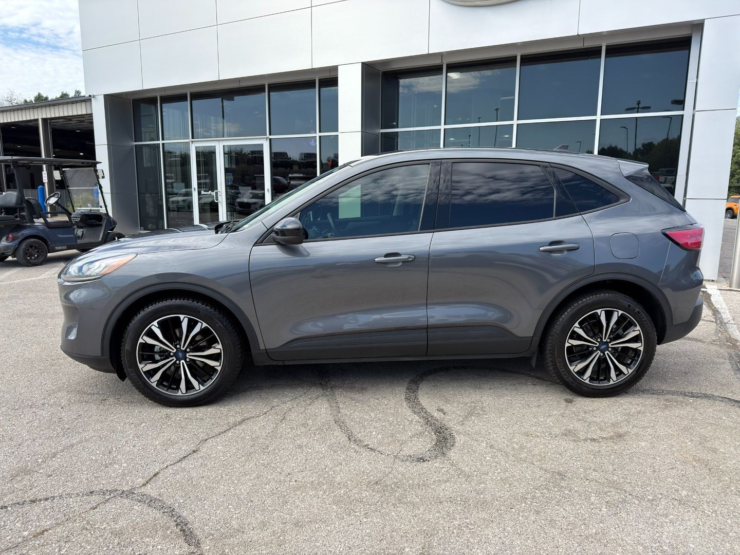 2022 Ford Escape SE Hybrid