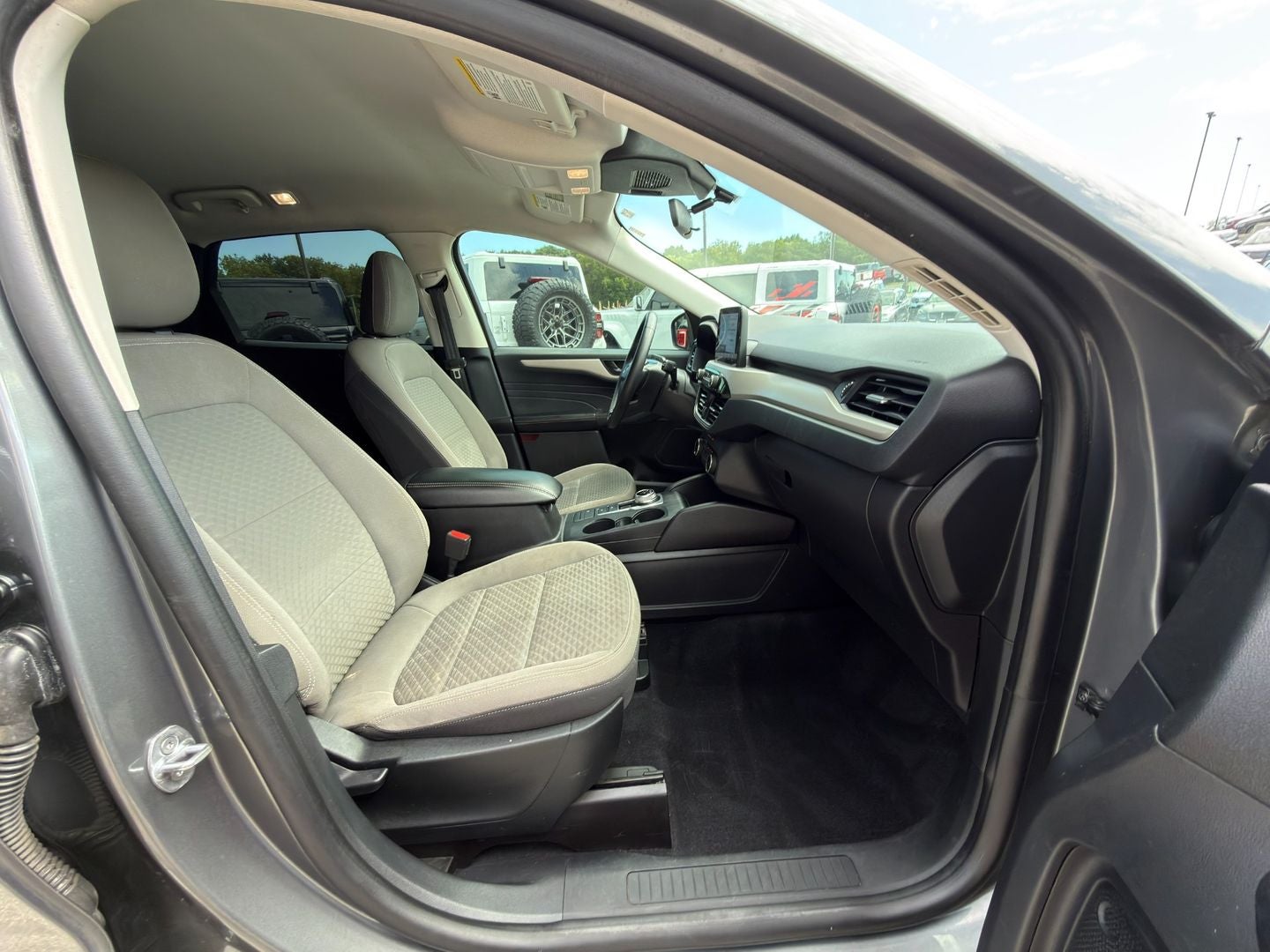 2022 Ford Escape SE Hybrid