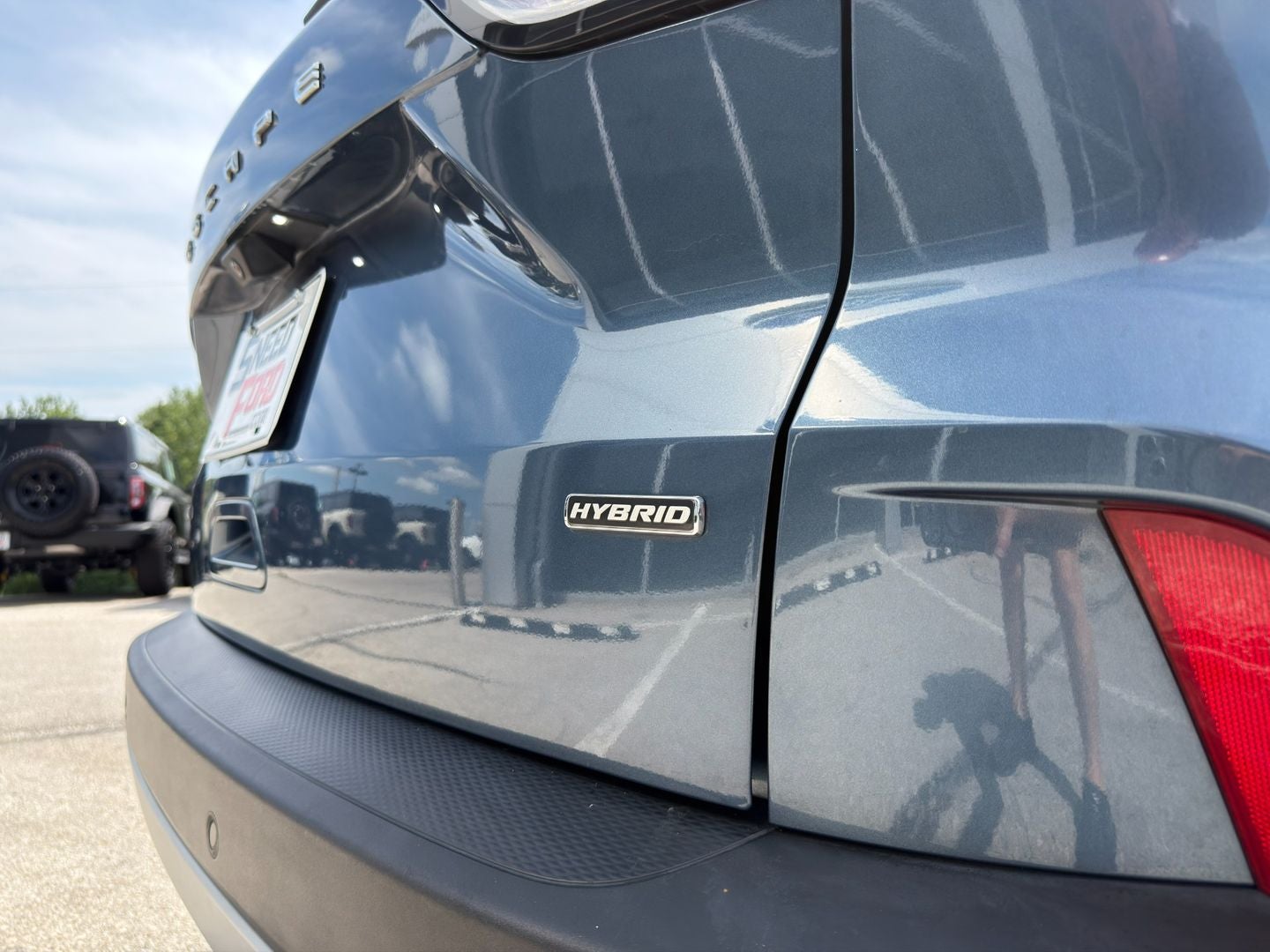 2020 Ford Escape Titanium Hybrid