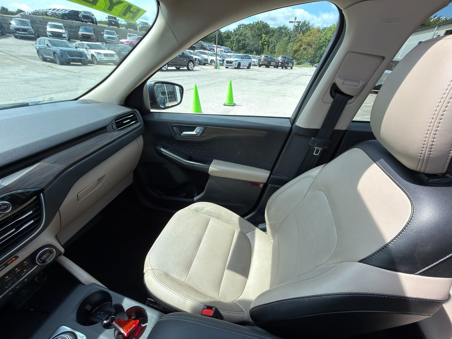 2020 Ford Escape Titanium Hybrid