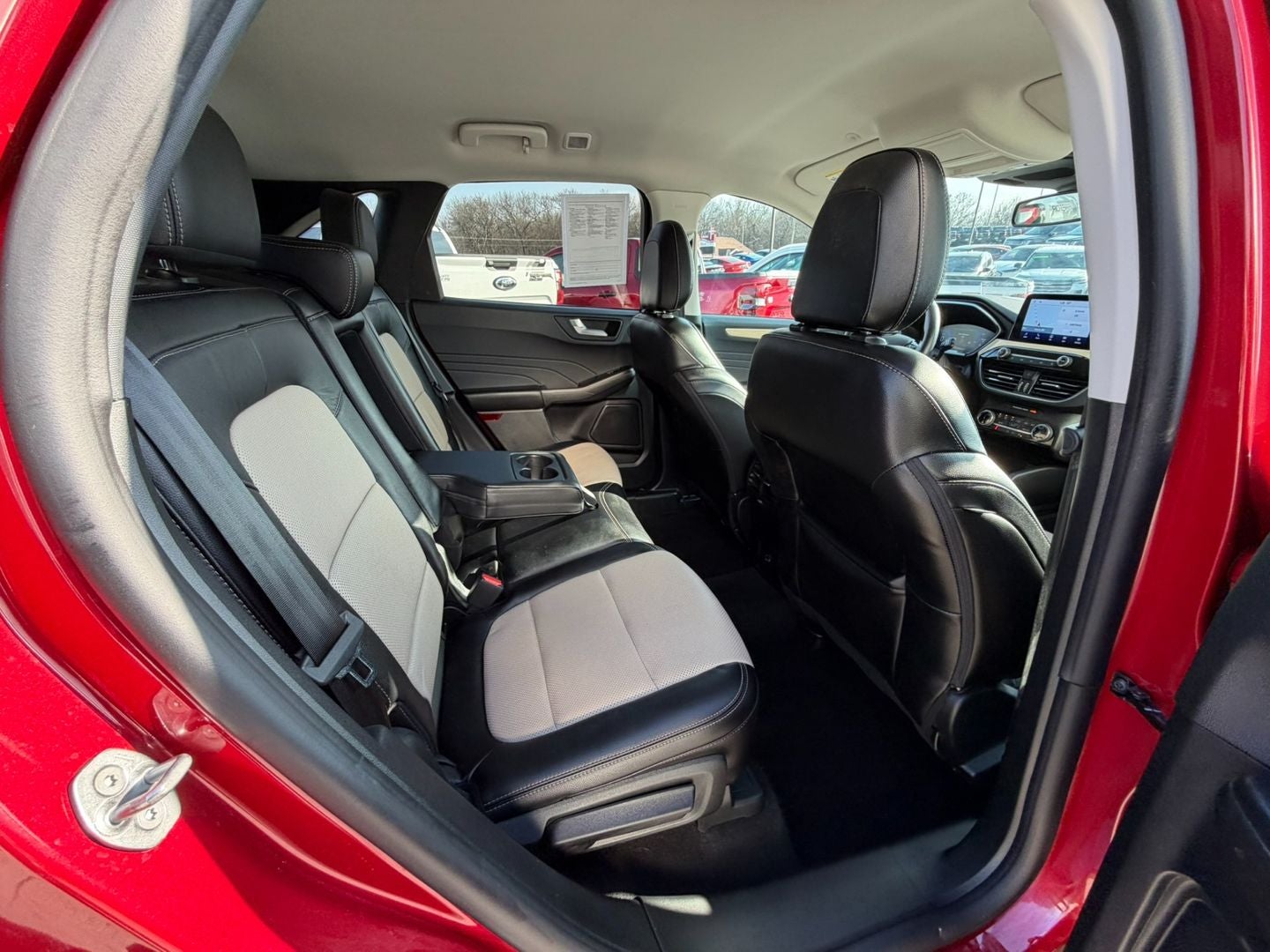 2022 Ford Escape Titanium Hybrid