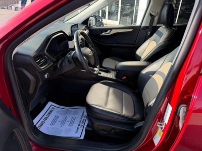 2022 Ford Escape Titanium Hybrid