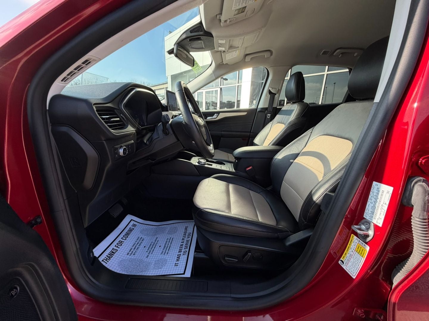 2022 Ford Escape Titanium Hybrid