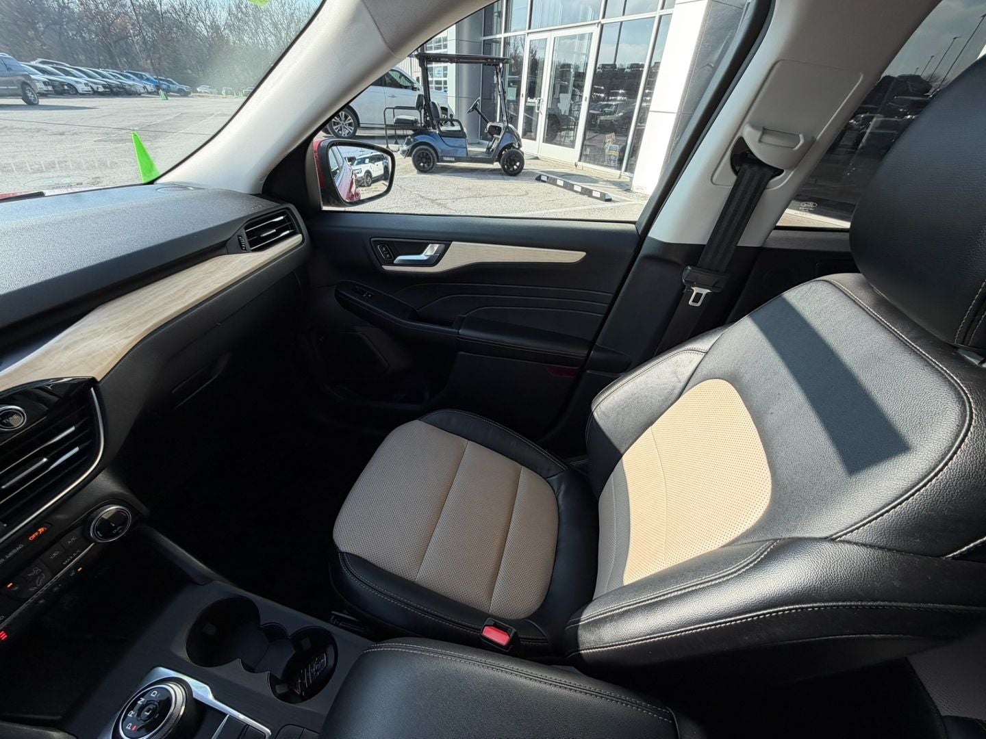 2022 Ford Escape Titanium Hybrid