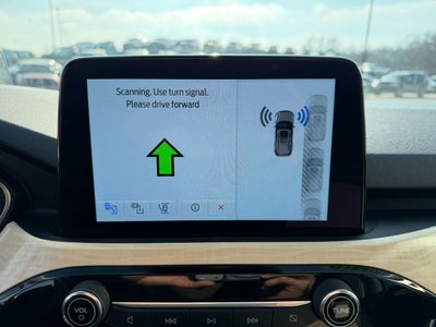 2022 Ford Escape Titanium Hybrid