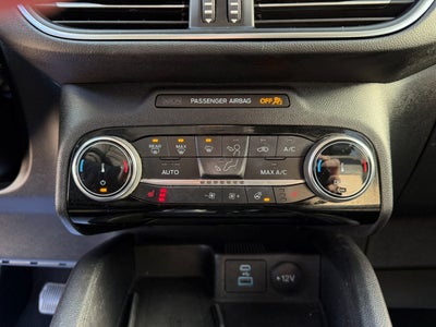 2022 Ford Escape Titanium Hybrid