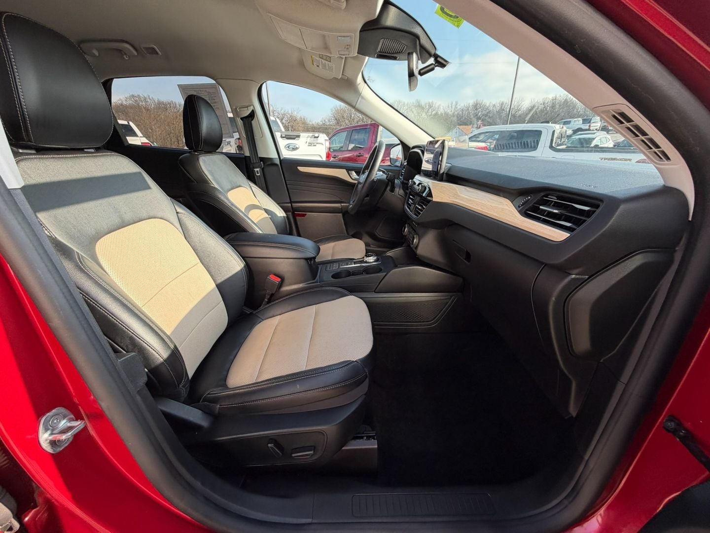 2022 Ford Escape Titanium Hybrid