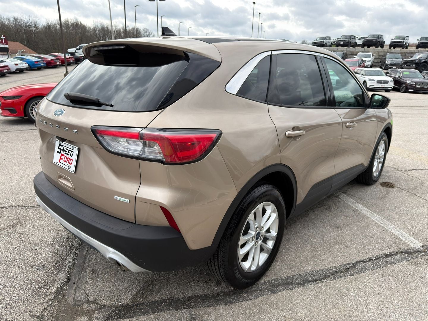 2020 Ford Escape SE