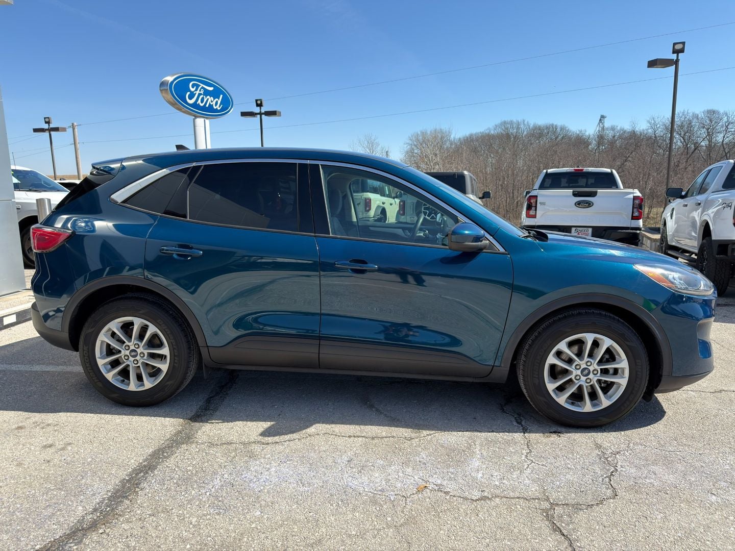 2020 Ford Escape SE