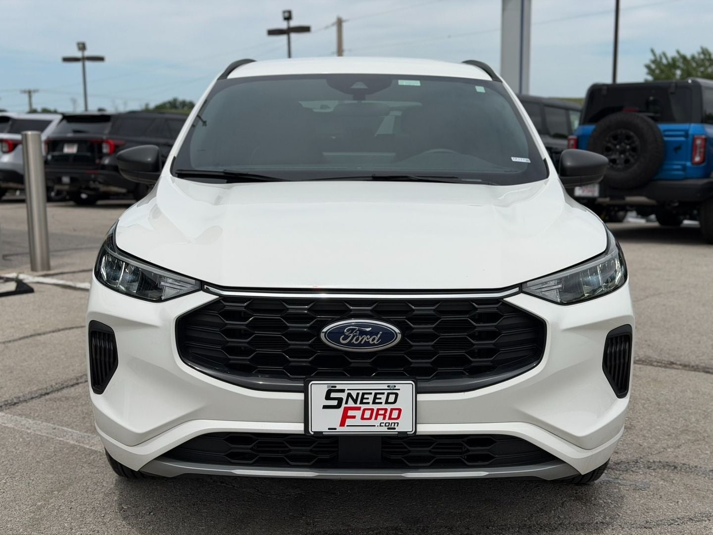 Used 2024 Ford Escape ST-Line with VIN 1FMCU0MN2RUB33433 for sale in Kansas City