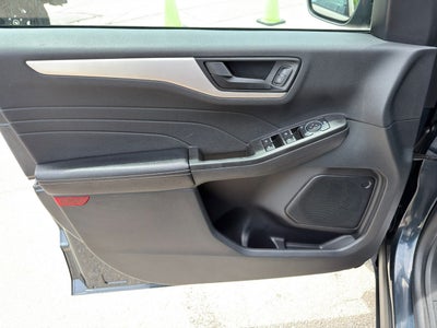 2022 Ford Escape SE Hybrid