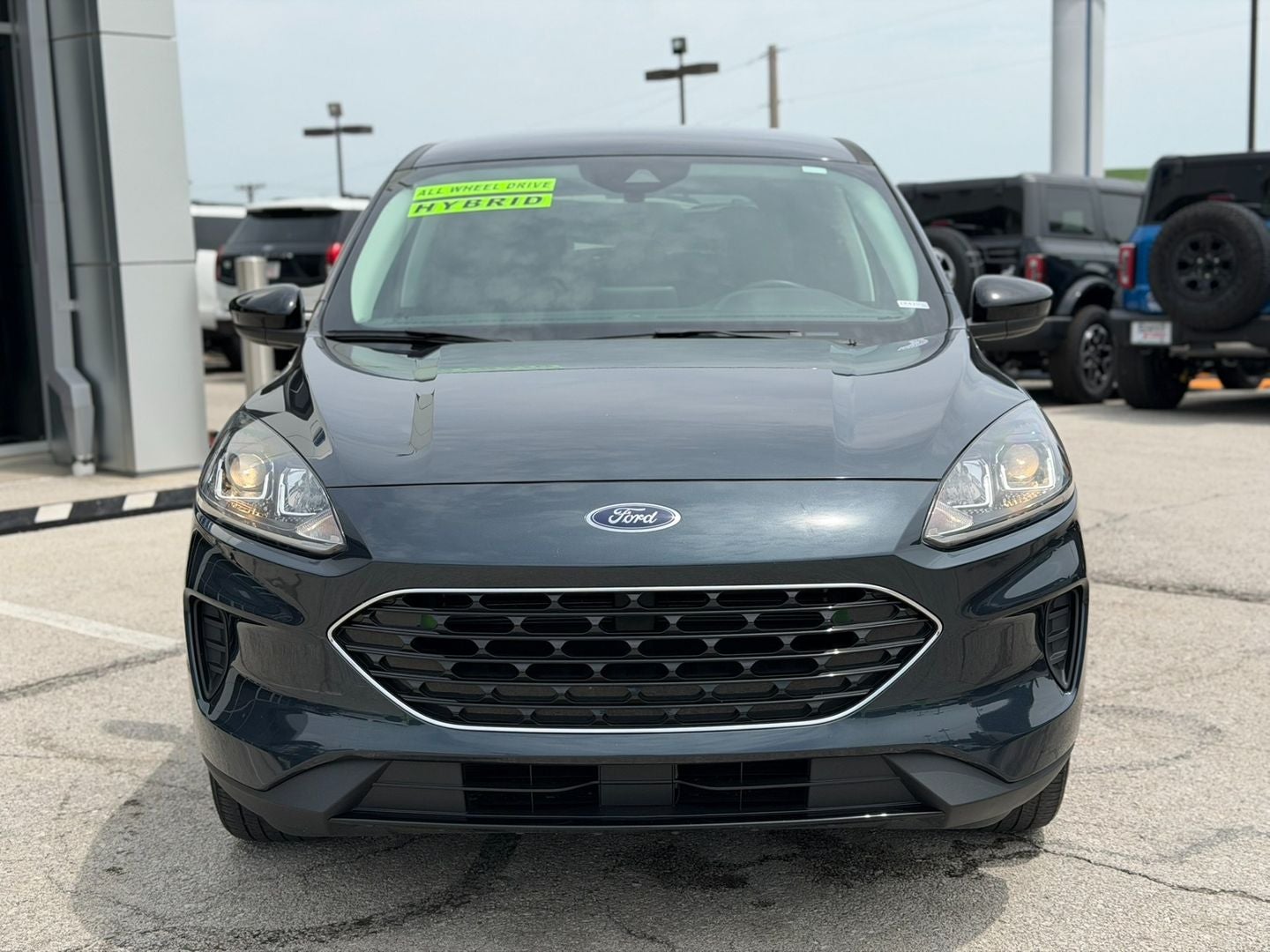 2022 Ford Escape SE Hybrid