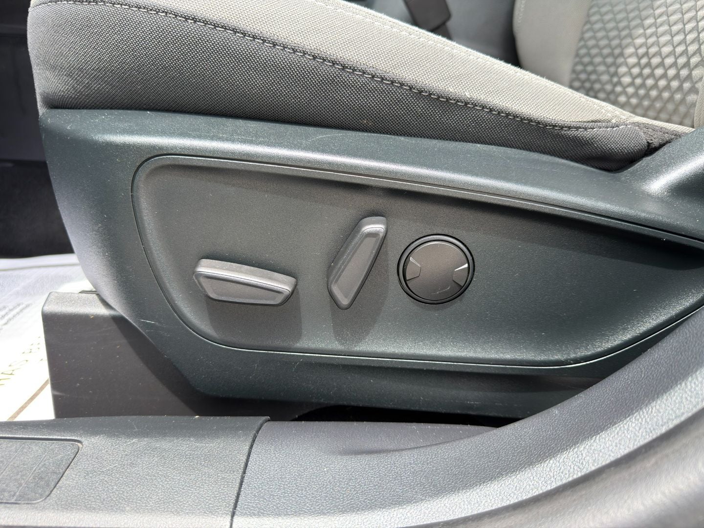 2022 Ford Escape SE Hybrid