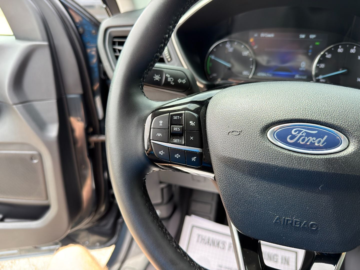 2022 Ford Escape SE Hybrid
