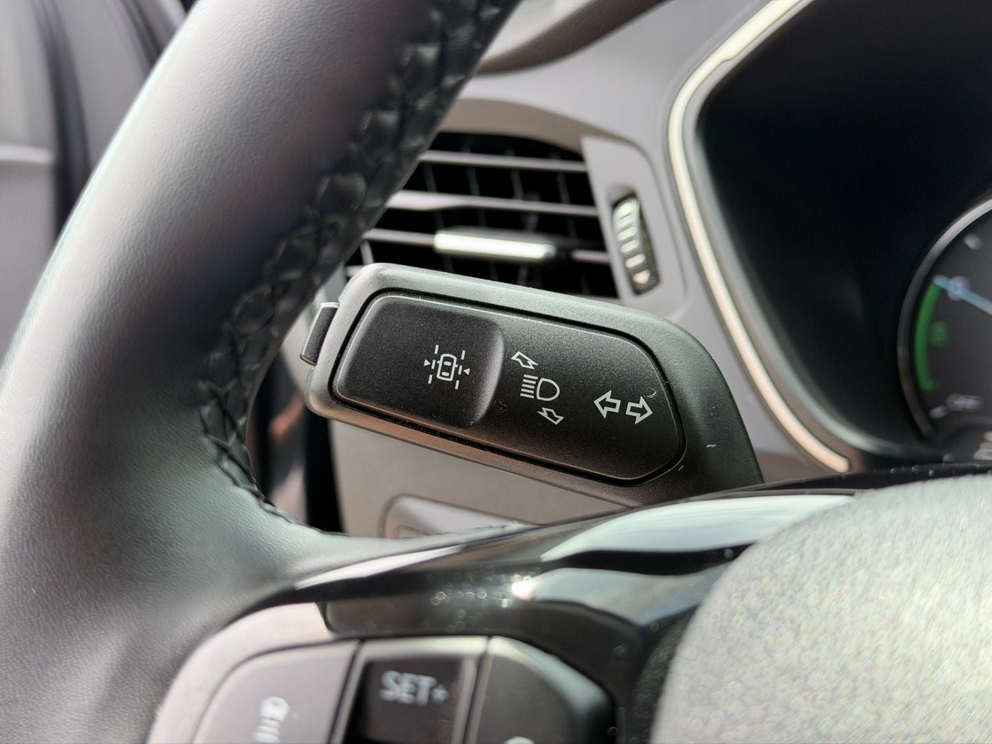 2022 Ford Escape SE Hybrid