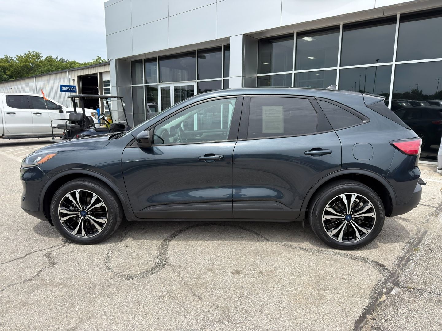 2022 Ford Escape SE Hybrid