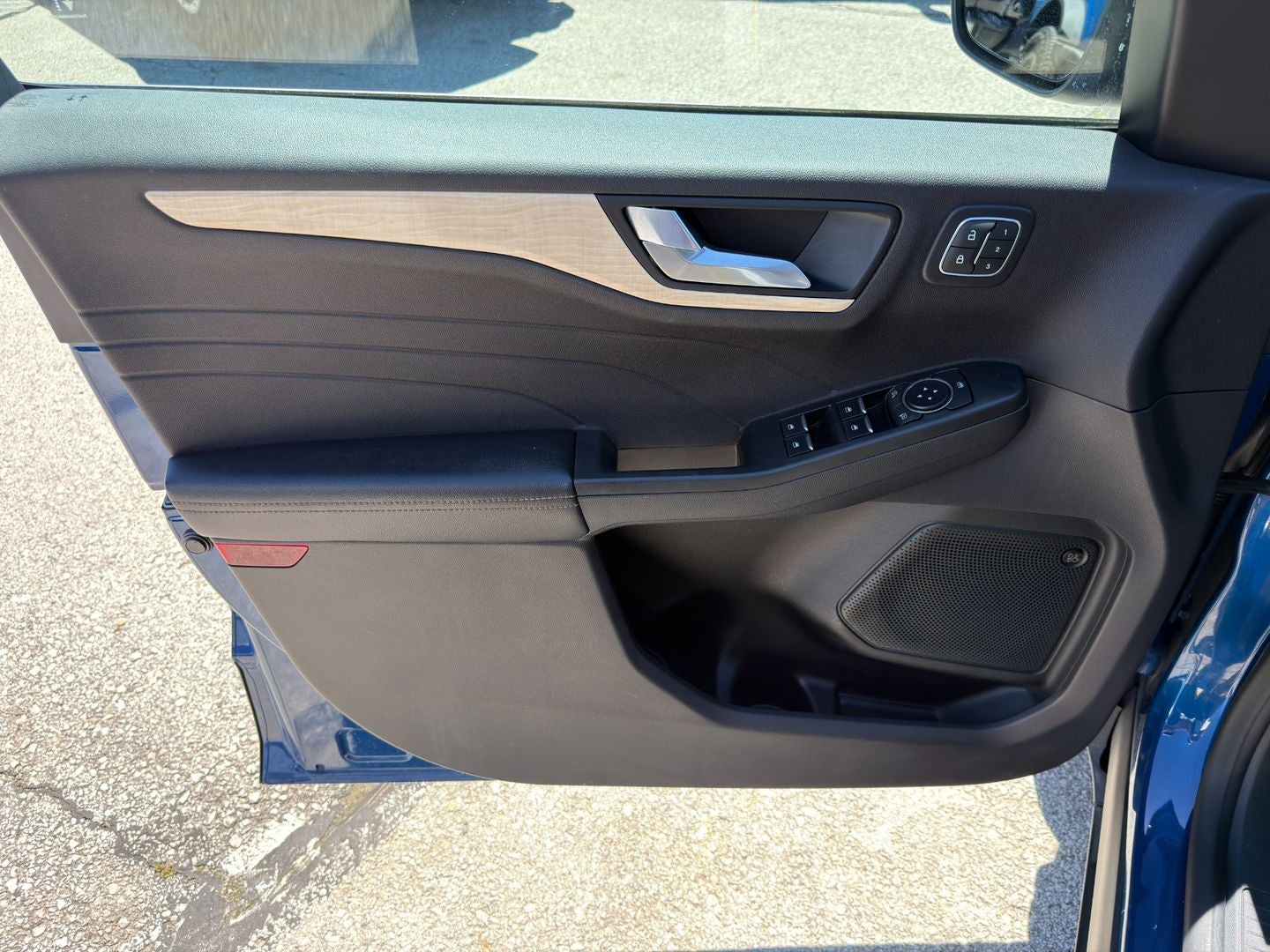 2022 Ford Escape Titanium Hybrid