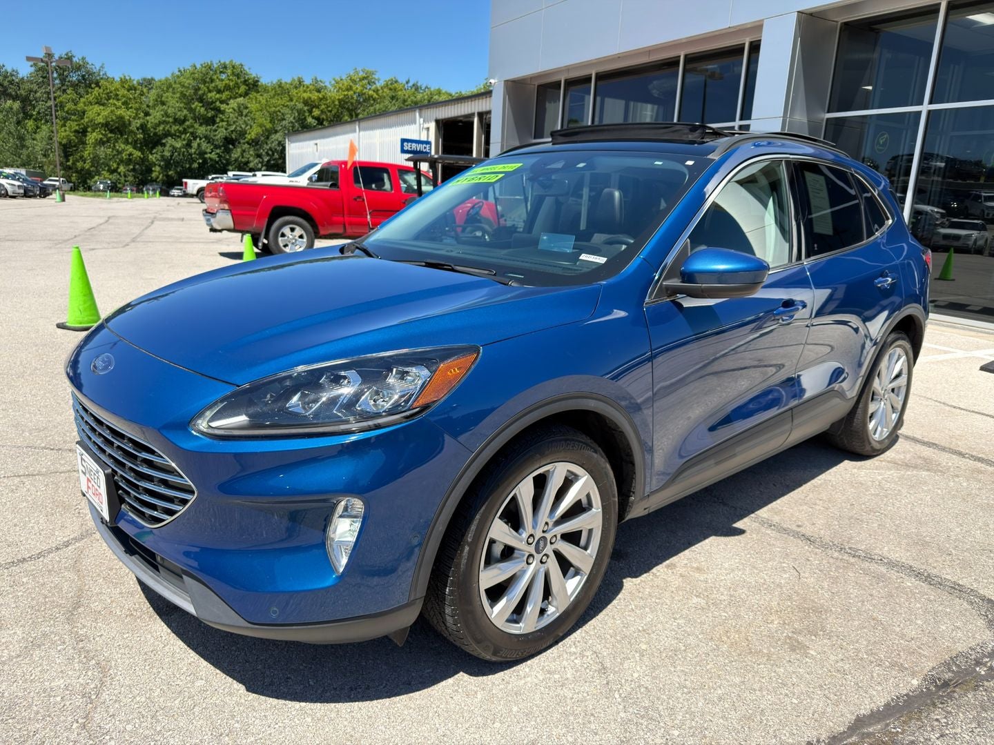 2022 Ford Escape Titanium Hybrid