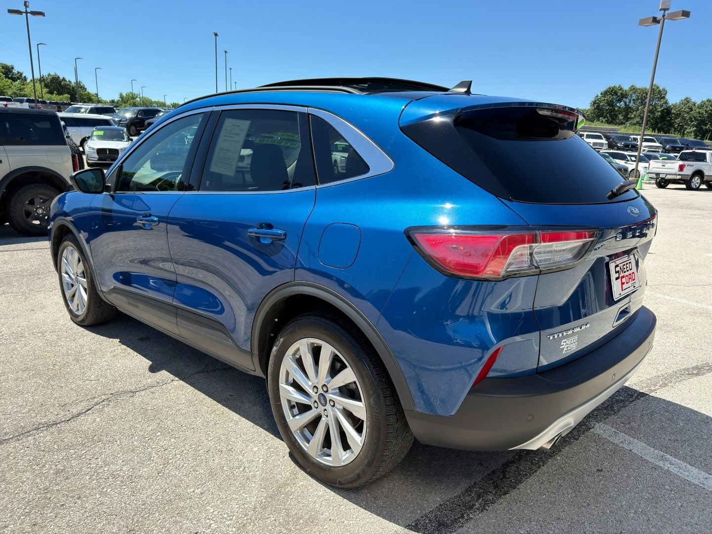 2022 Ford Escape Titanium Hybrid
