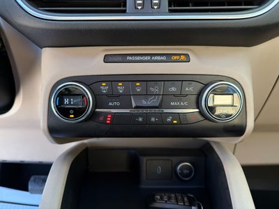 2020 Ford Escape Titanium Hybrid