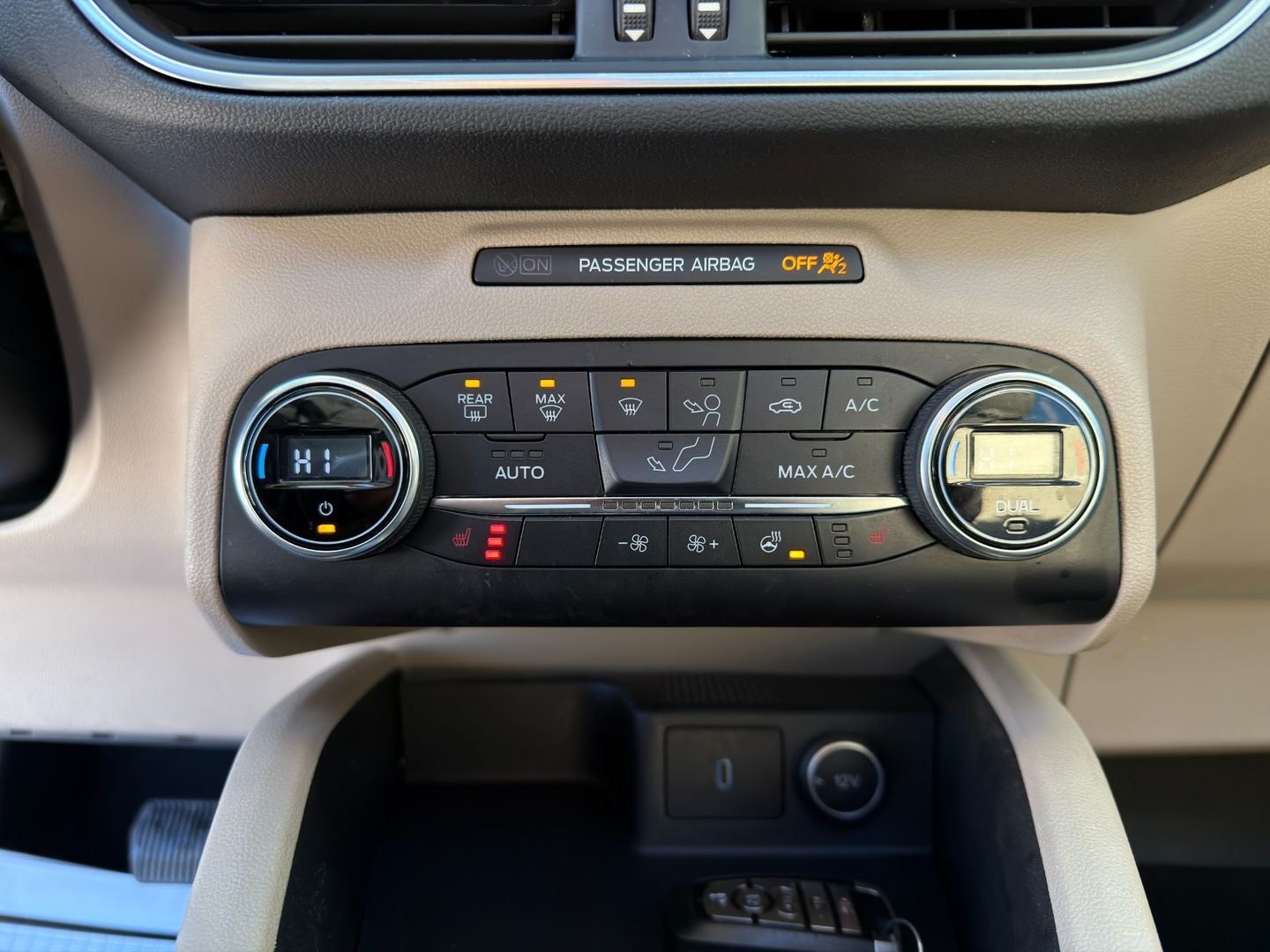 2020 Ford Escape Titanium Hybrid