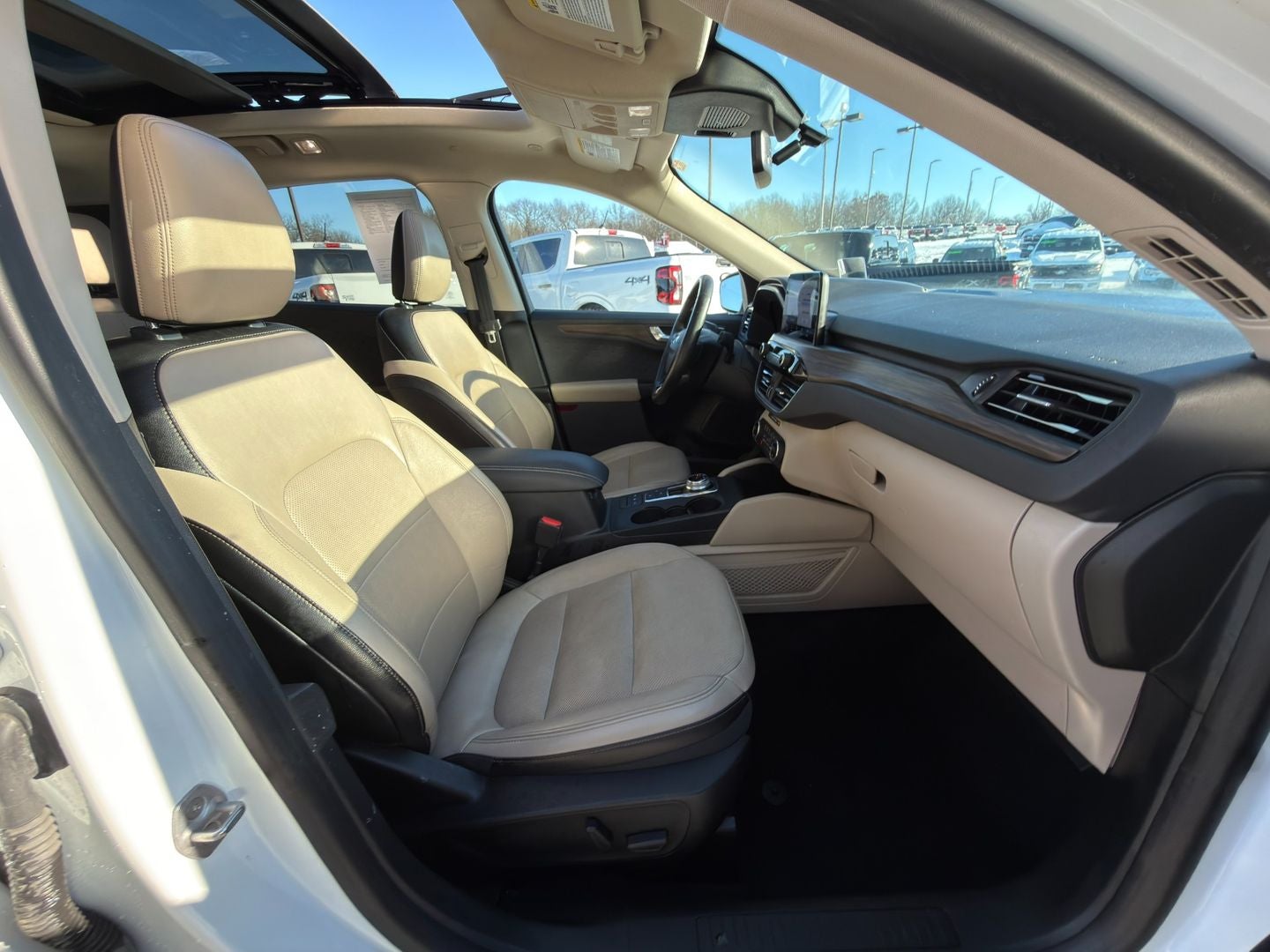 2020 Ford Escape Titanium Hybrid