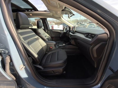 2025 Ford Escape Platinum