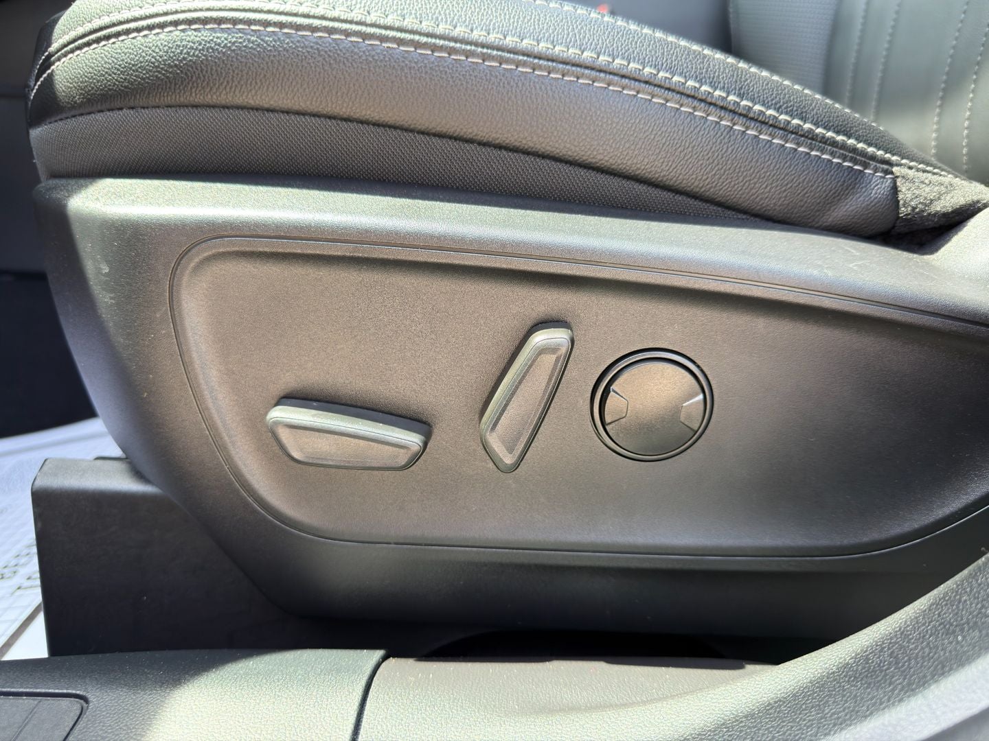 2026 Ford Escape Platinum