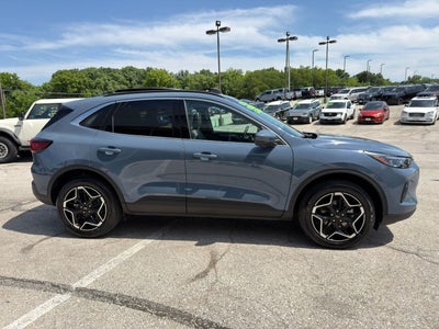 2026 Ford Escape Platinum