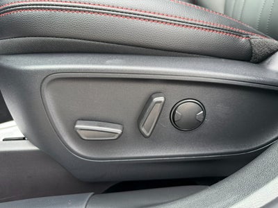 2025 Ford Escape ST-Line Elite