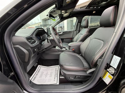 2025 Ford Escape ST-Line Elite